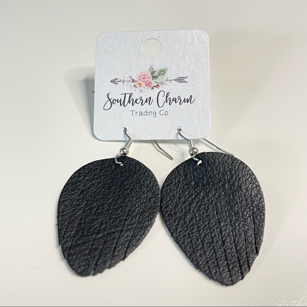 Black Itty Bitty Fringies